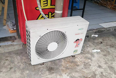 阿拉尔空调突然不制冷只吹自然风怎么办？